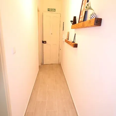 Nas Olaias A 5 Minutos Da Faculdade Isel E Ist * Лиссабон