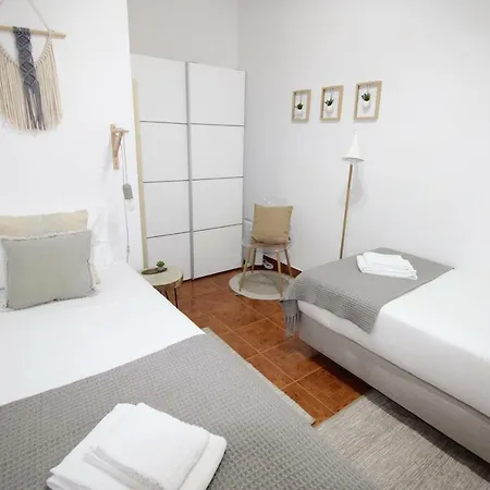 Nas Olaias A 5 Minutos Da Faculdade Isel E Ist Appartement Lissabon